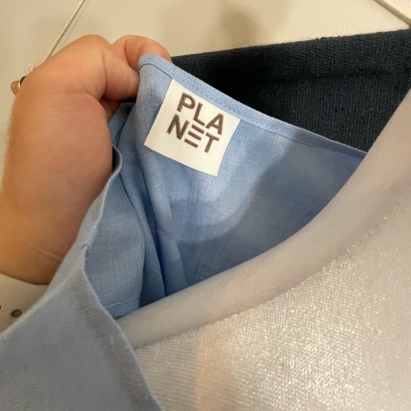 NWOT Planet by Lauren G Blue 100% Linen Tank Top Asymmetrical Hem Relax Lagon 1 - Picture 4 of 10